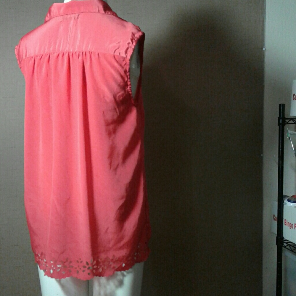 Top - Picture 4 of 4